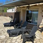 Dom wakacyjny Le Domaine Du Bez La Grange Piscine,sauna,hammam,spa En Aubrac *