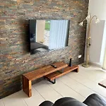 Le Domaine Du Bez La Grange Piscine,sauna,hammam,spa En Aubrac Dom wakacyjny
