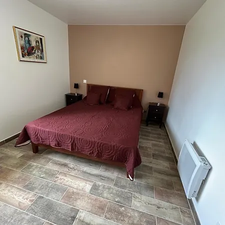 Le Domaine Du Bez La Grange Piscine,sauna,hammam,spa En Aubrac Casa vacanze Saint-Laurent-dʼOlt