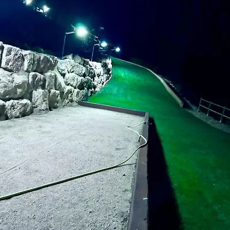 Le Domaine Du Bez La Grange Piscine,sauna,hammam,spa En Aubrac