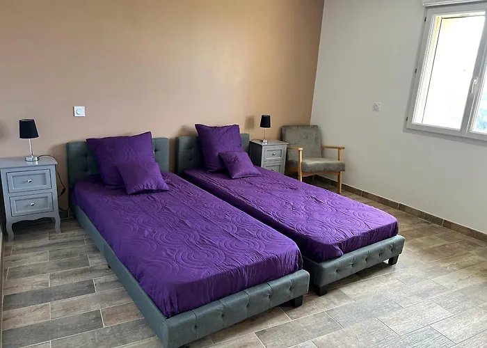 Prázdninový dům Le Domaine Du Bez La Grange Piscine,sauna,hammam,spa En Aubrac Saint-Laurent-dʼOlt