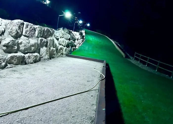 Le Domaine Du Bez La Grange Piscine,sauna,hammam,spa En Aubrac